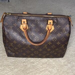 Louis Vuitton Speedy 30